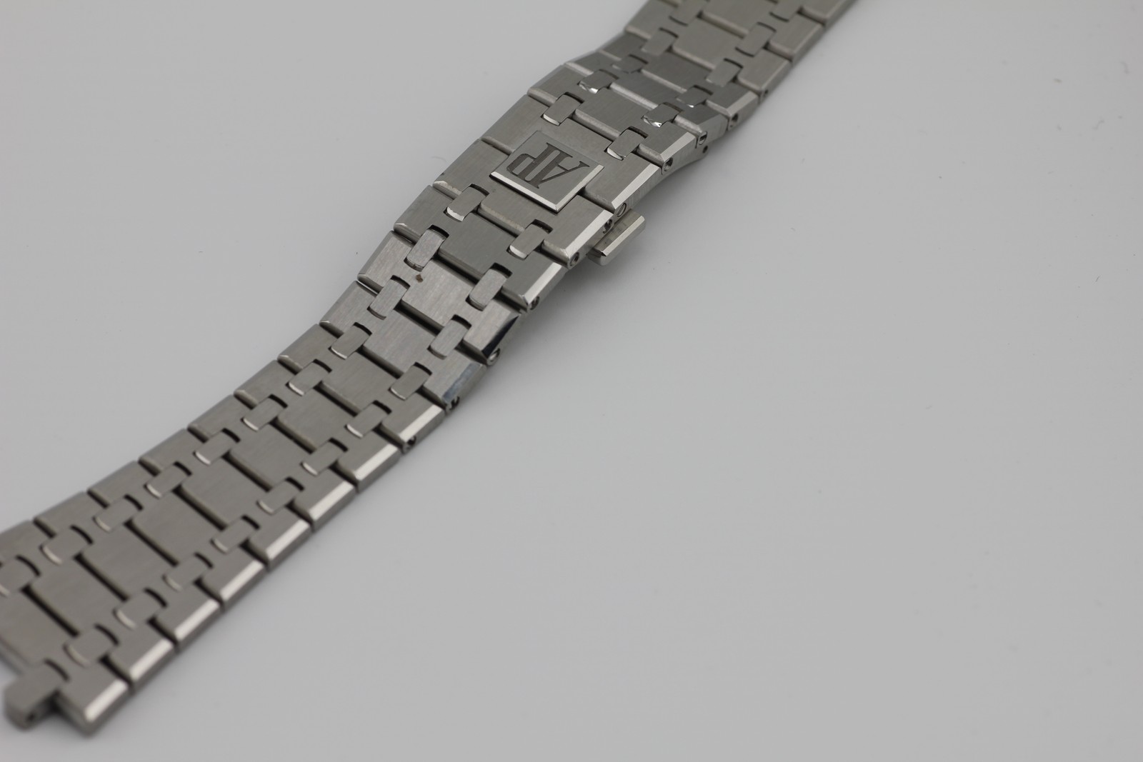 Audemars Piguet Royal Oak 26240