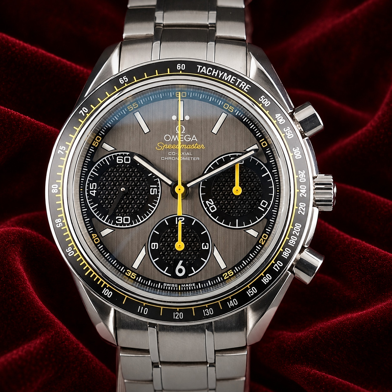 Omega Speedmaster 326.30.40.50.06.001