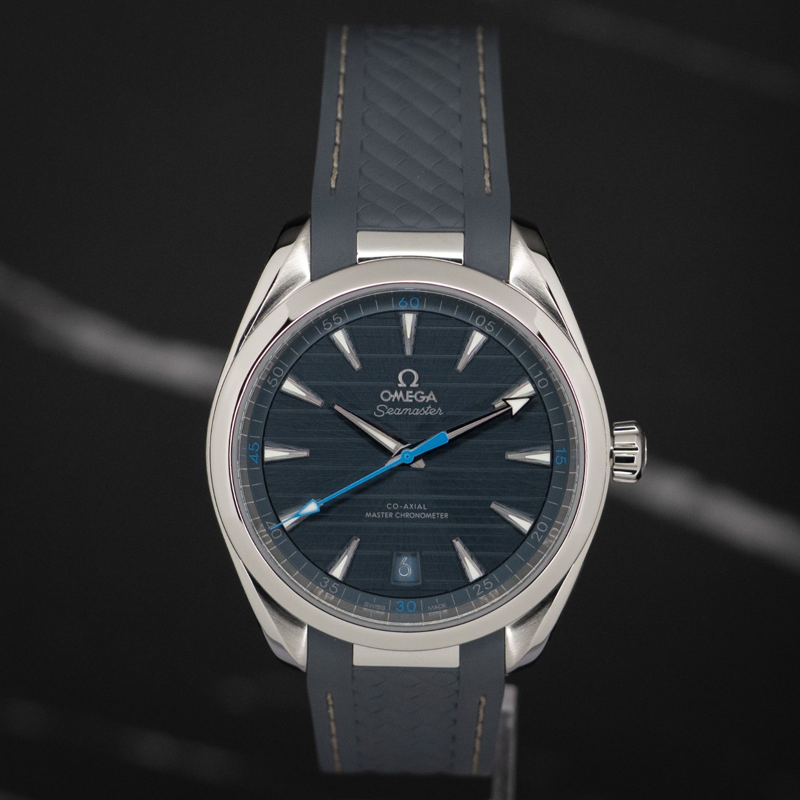Omega Aqua Terra 220.12.41.21.03.002