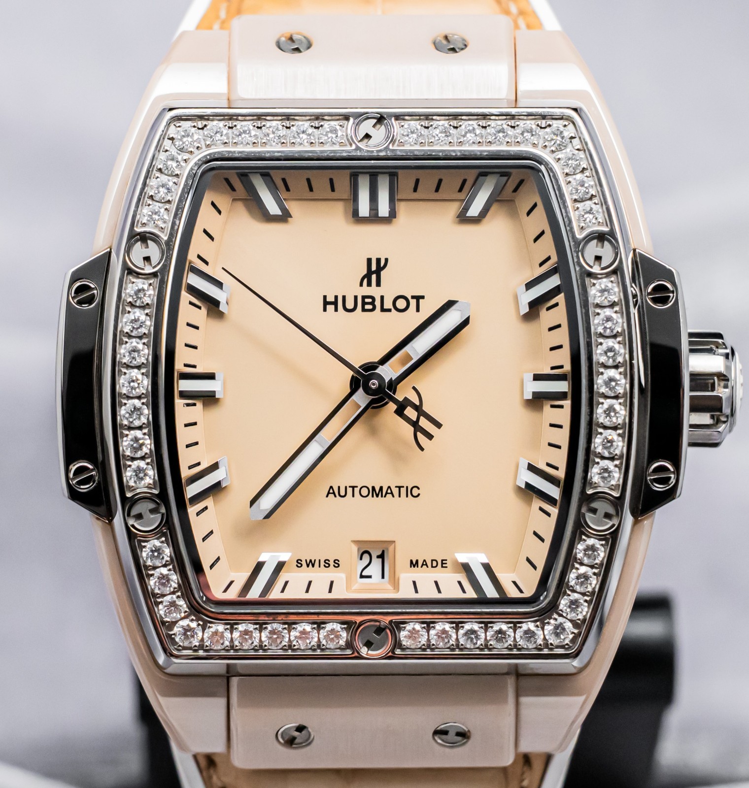 Hublot Spirit of Big Bang 665.CZ.891B.LR.1204