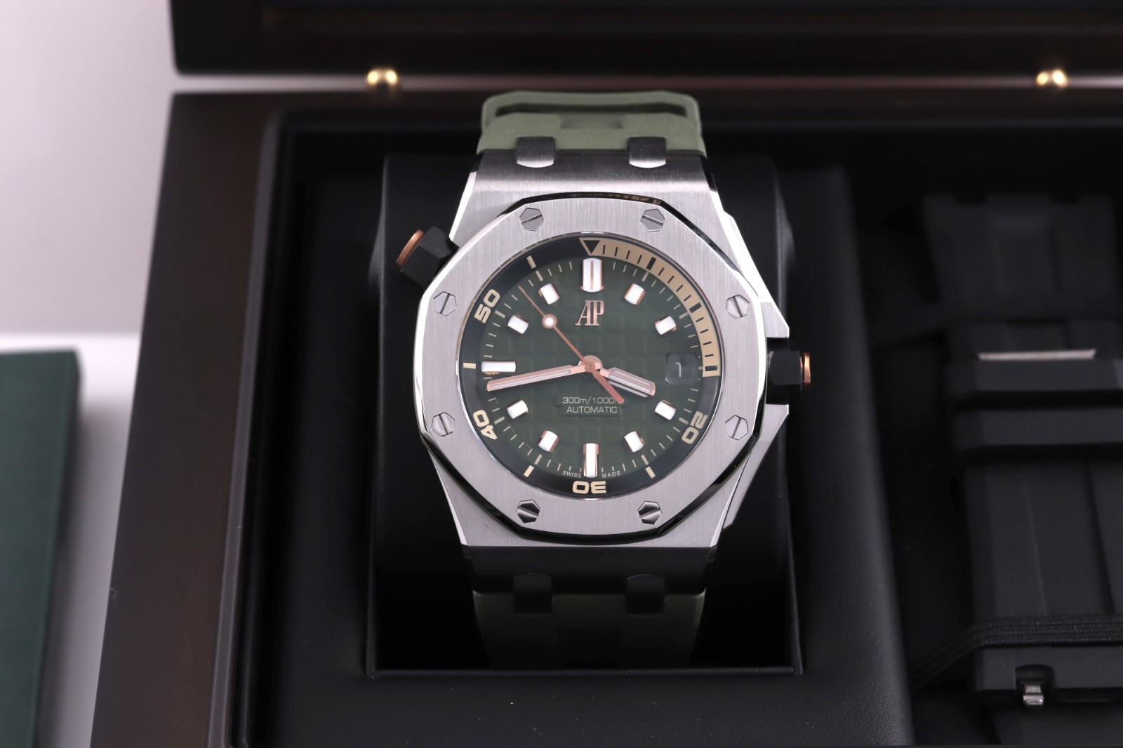 Audemars Piguet Royal Oak 15720ST