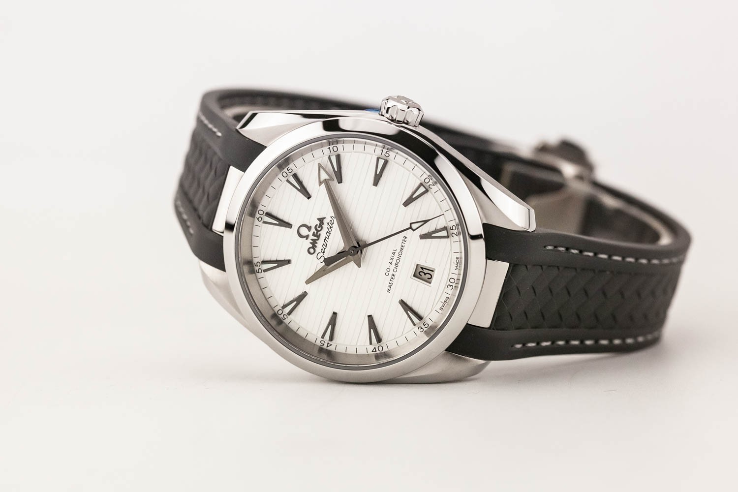 Omega Aqua Terra 220.12.38.20.02.001