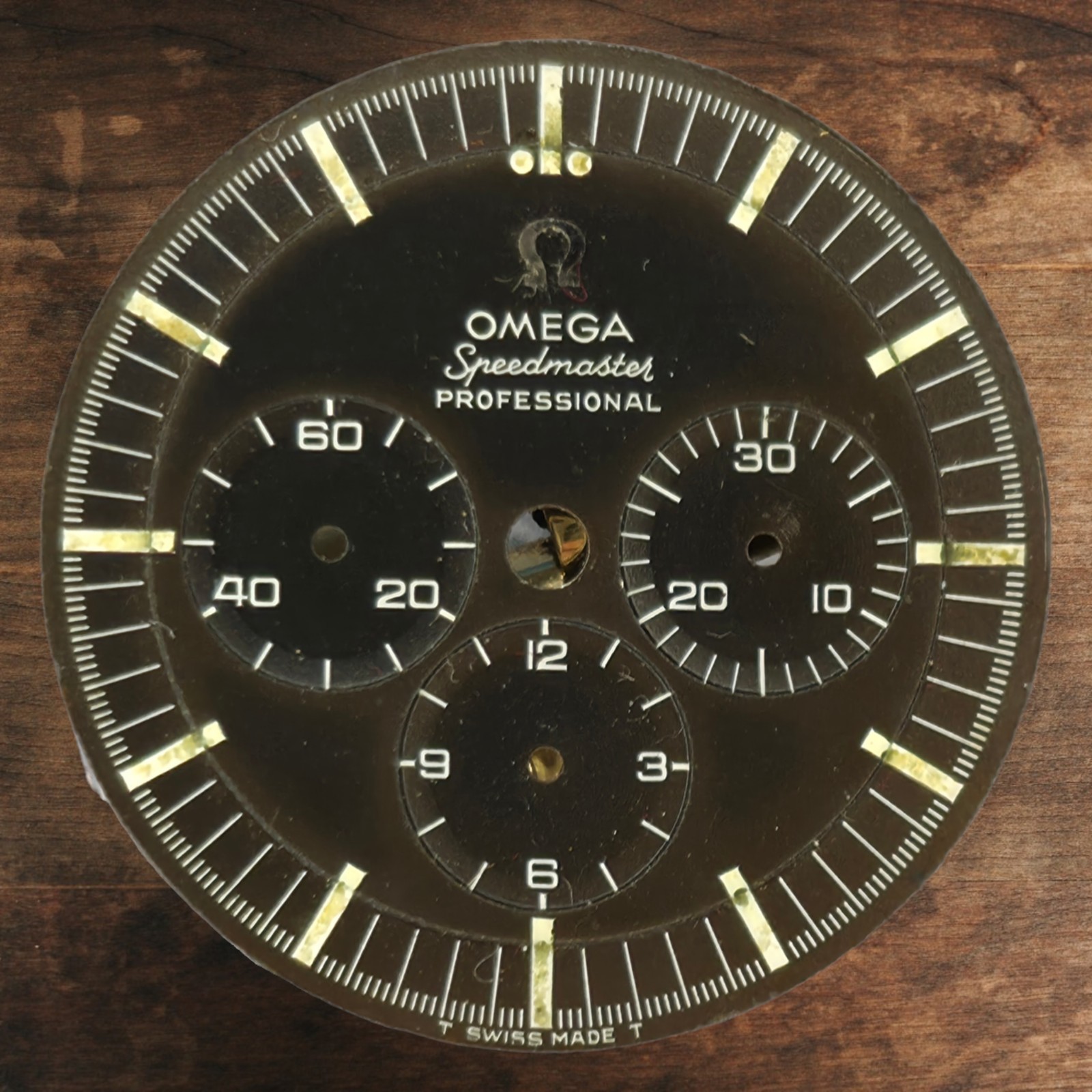 Omega Speedmaster 105012