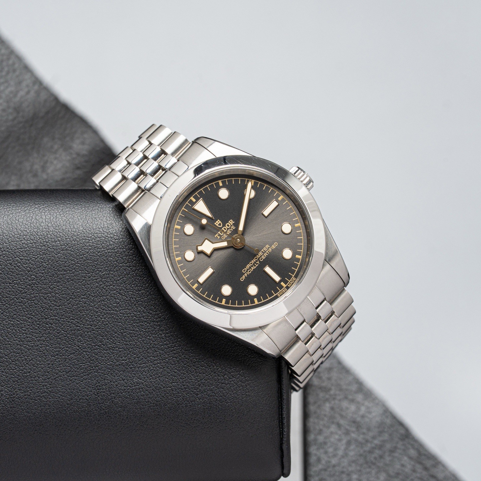 Tudor Black Bay M79660-0001