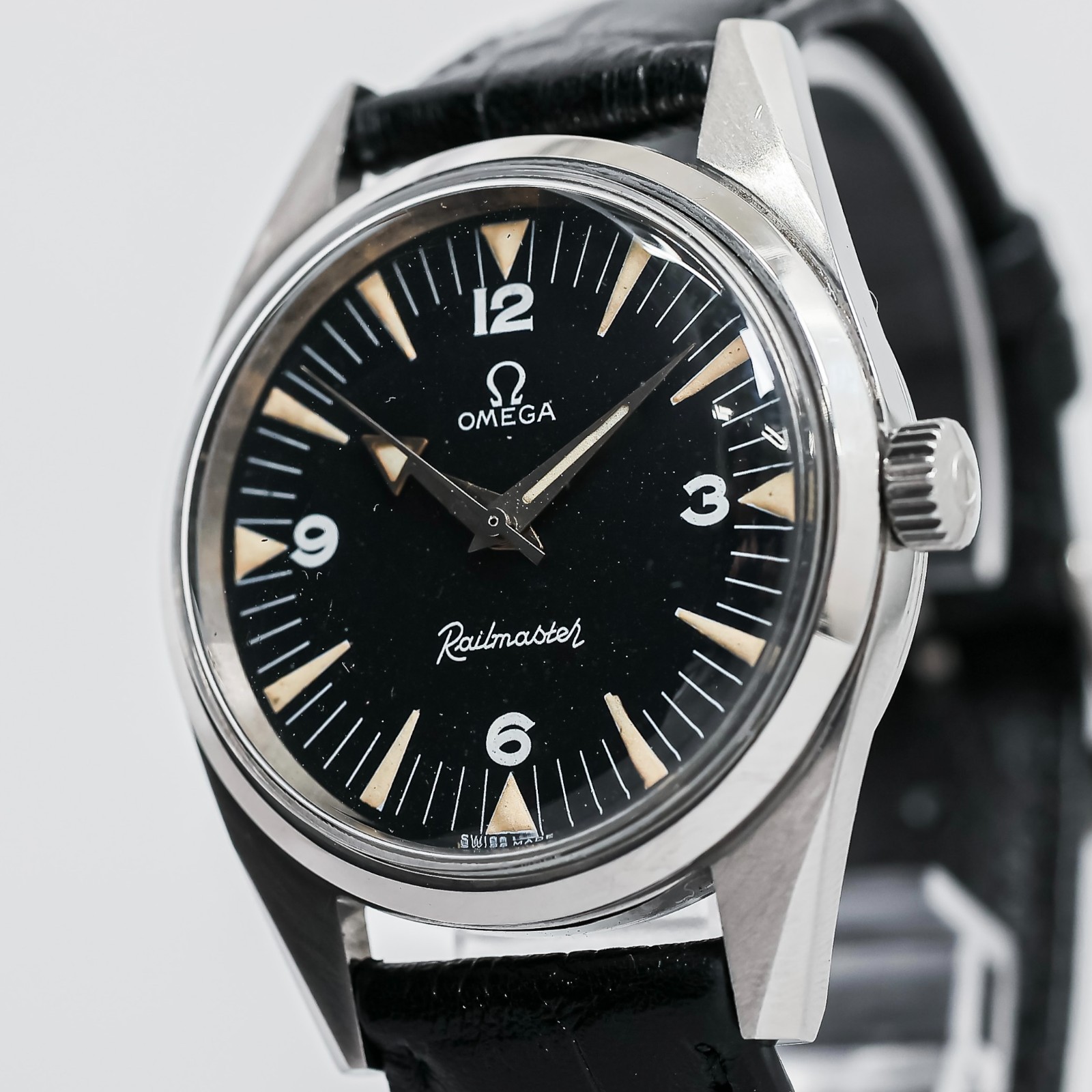 Omega Railmaster 2914-1