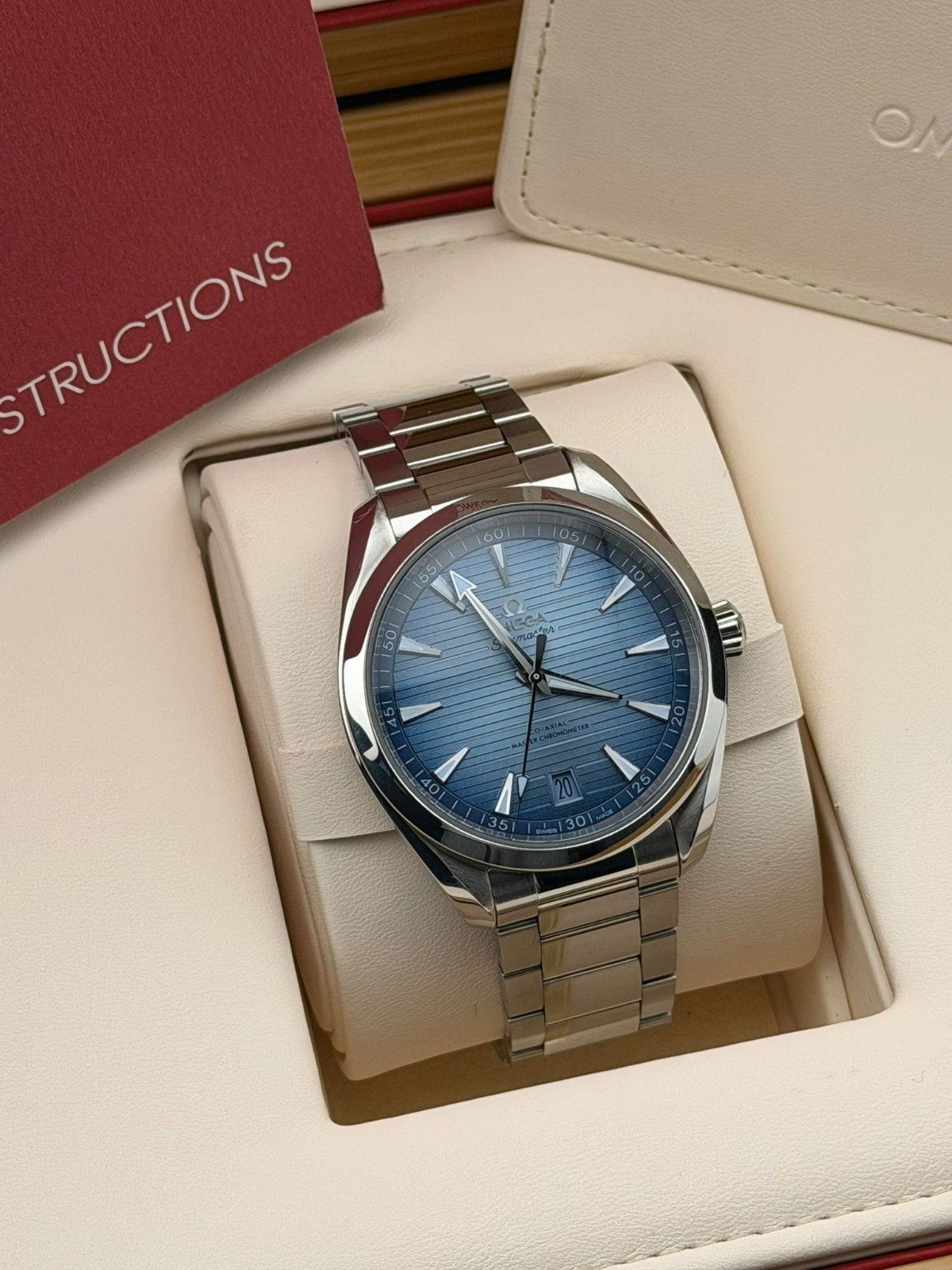 Omega Aqua Terra 220.10.41.21.03.005