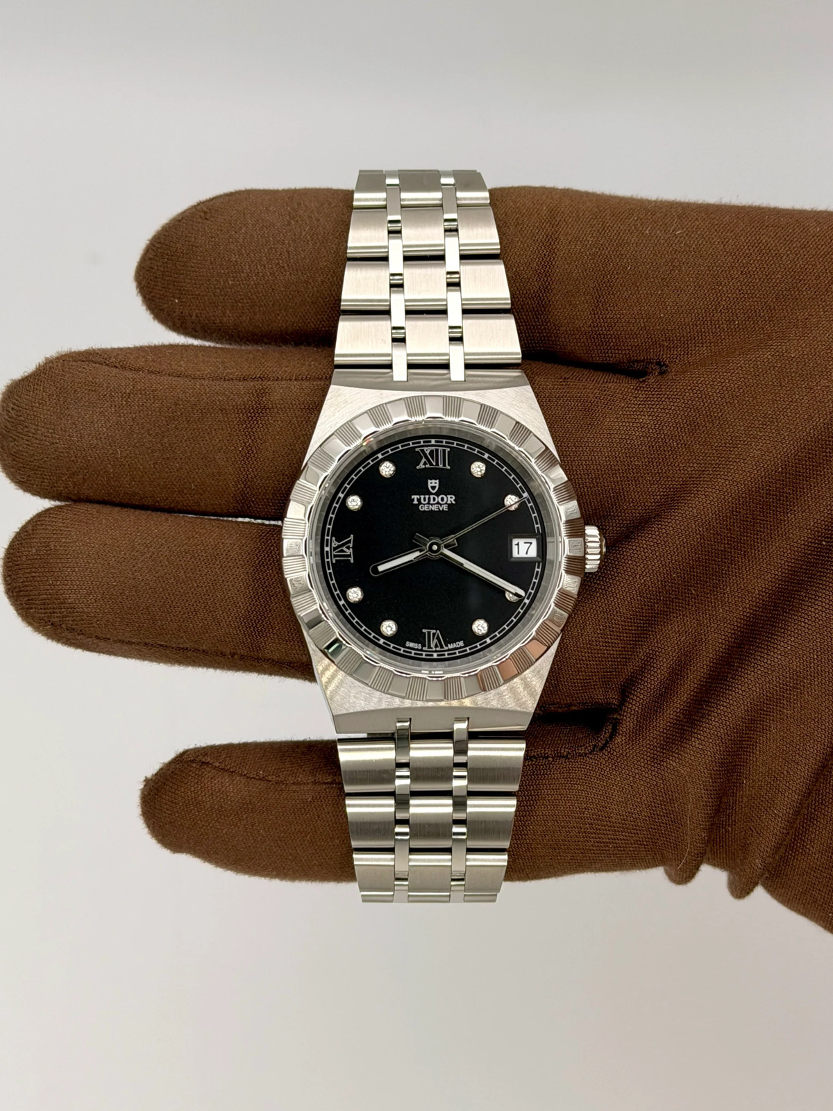 Tudor Royal M28400-0004