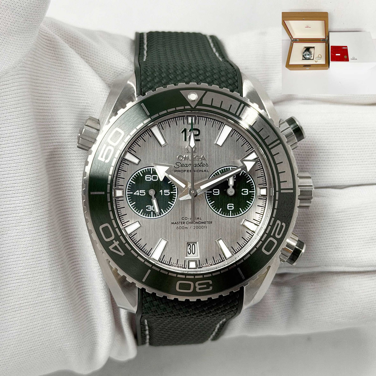 Omega Seamaster Planet Ocean 215.32.46.51.06.001