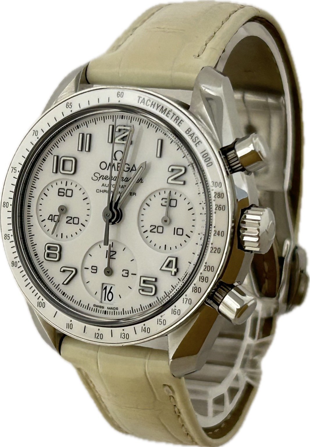 Omega Speedmaster 324.33.38.40.04.001