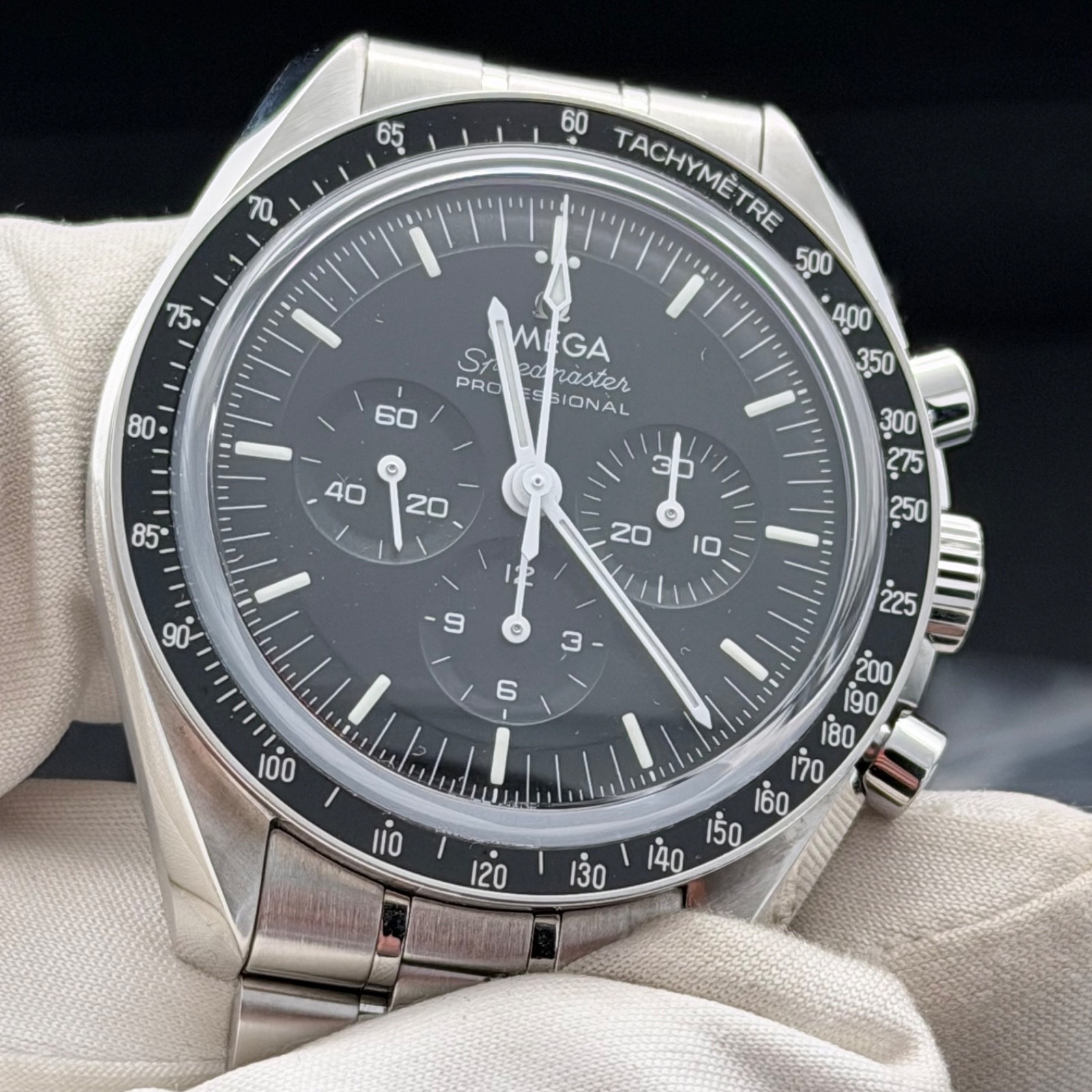 Omega Speedmaster Professional 310.42.50.01.002