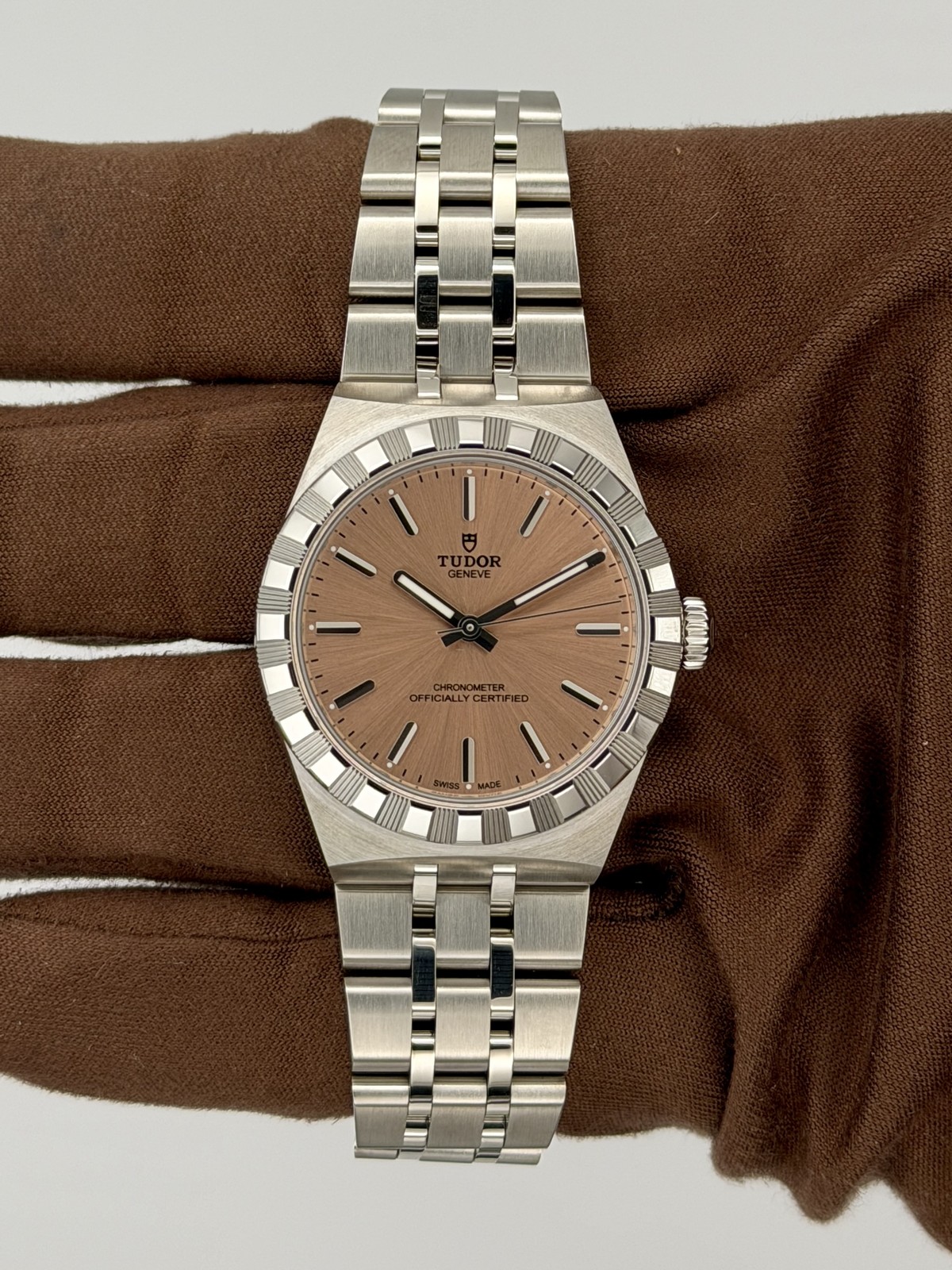 Tudor Royal M28300