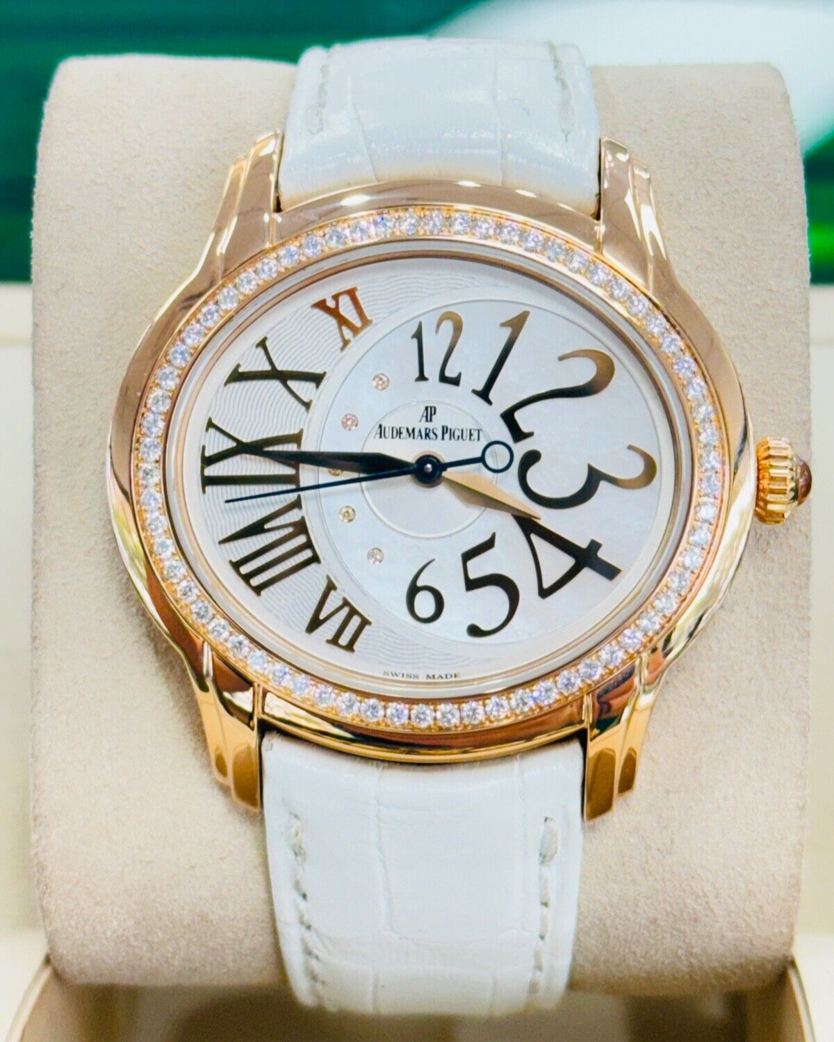 Audemars Piguet Millenary 77301OR.ZZ.D015CR.01