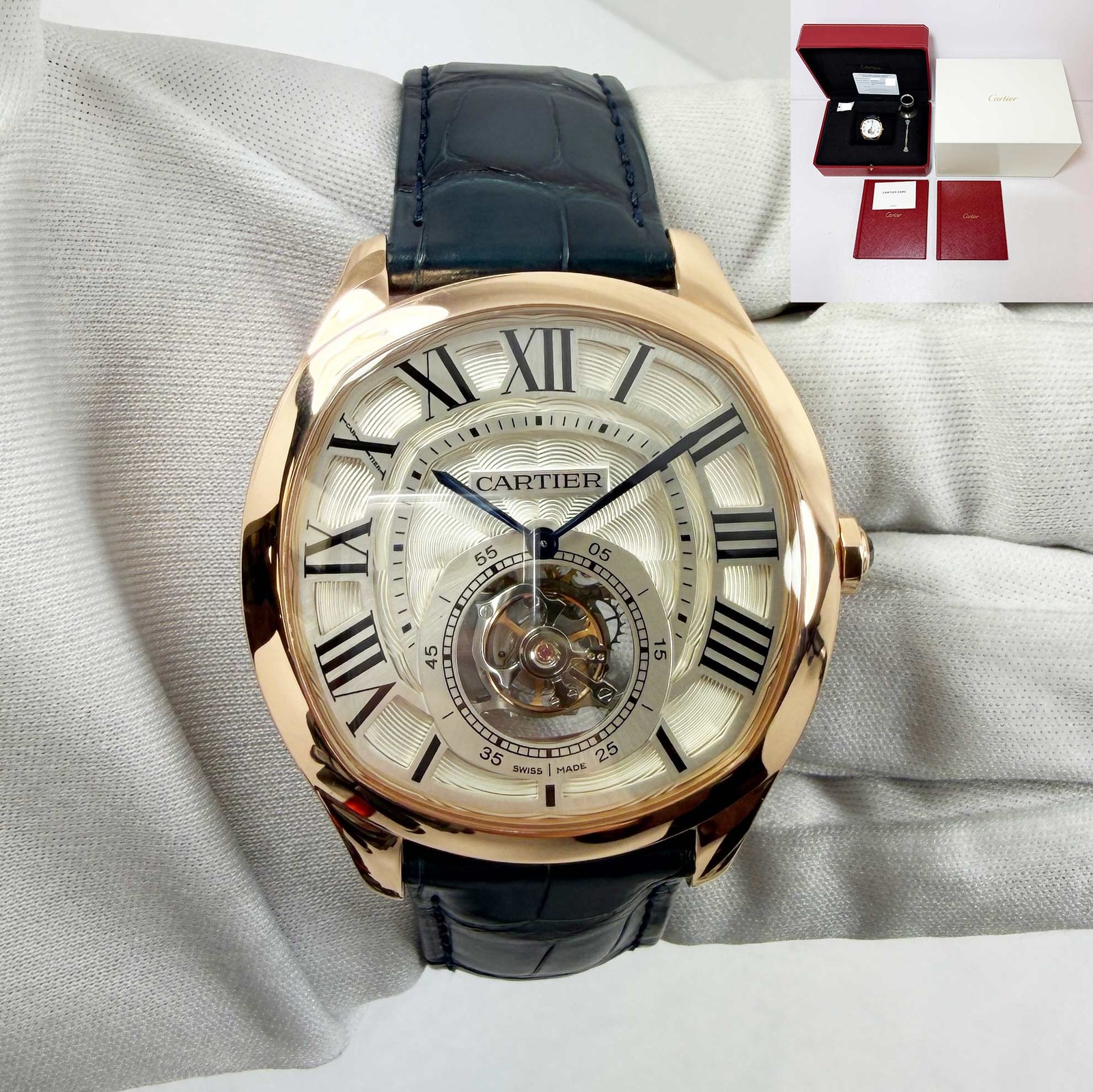 Cartier Drive WHNM0003