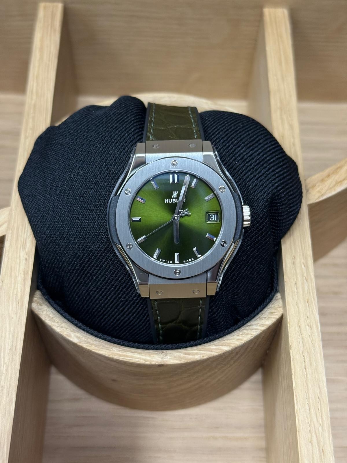 Hublot Classic Fusion 581.NX.8970.LR