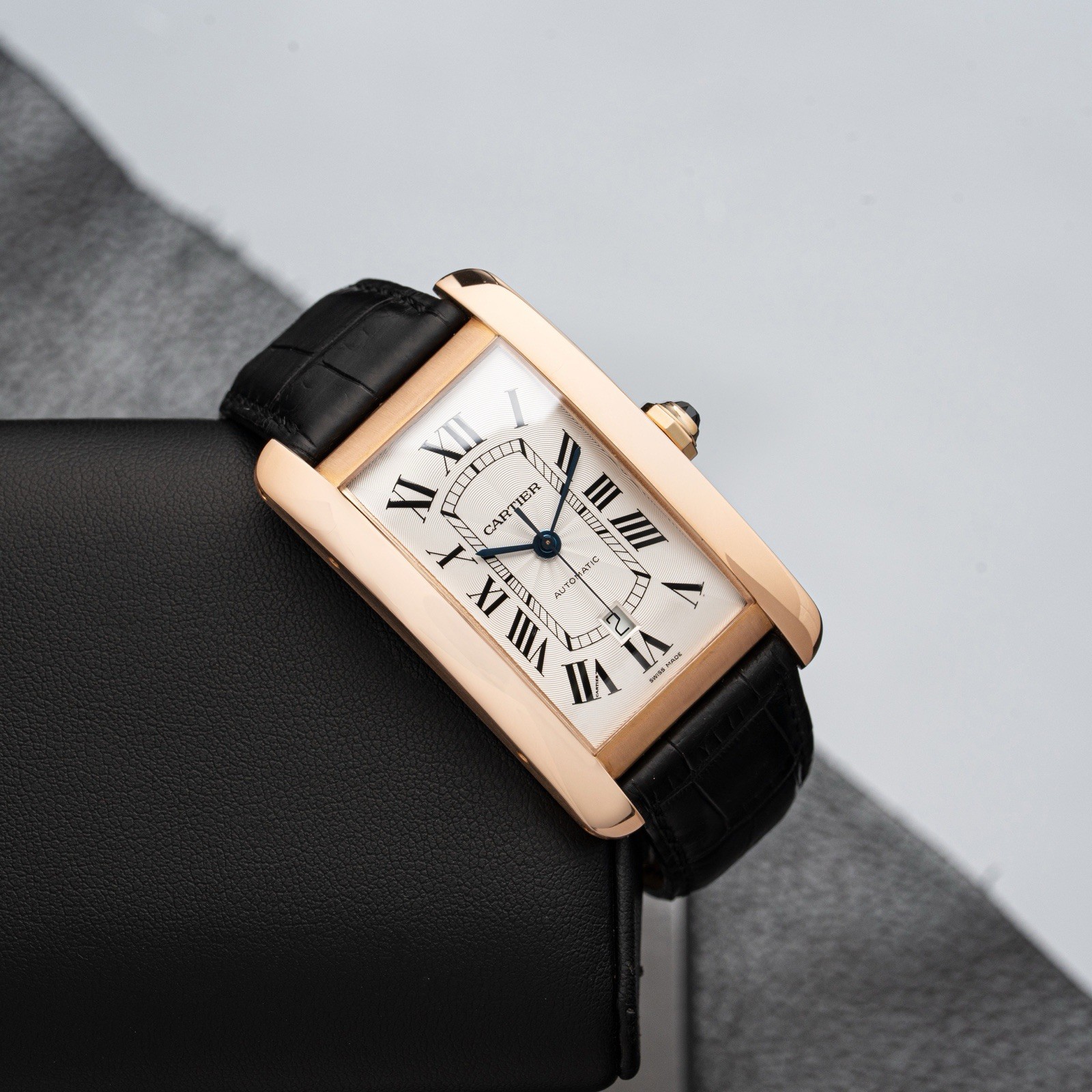 Cartier Tank Americaine W2609856