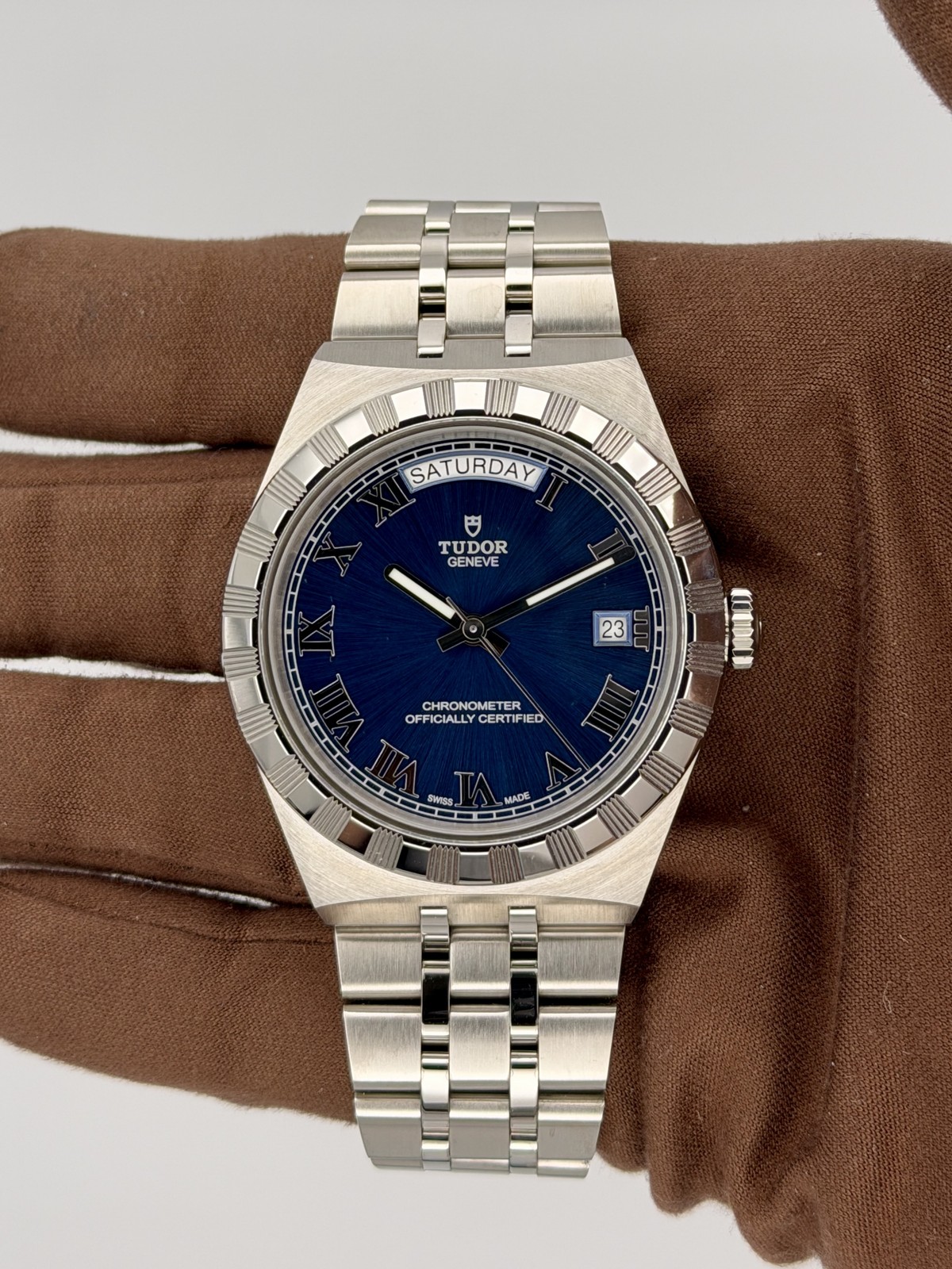 Tudor Royal 0002
