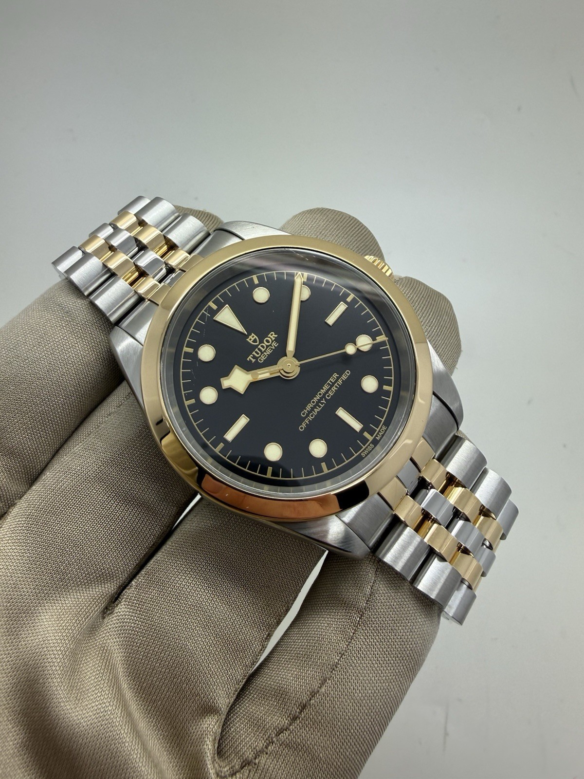 Tudor Black Bay 79683