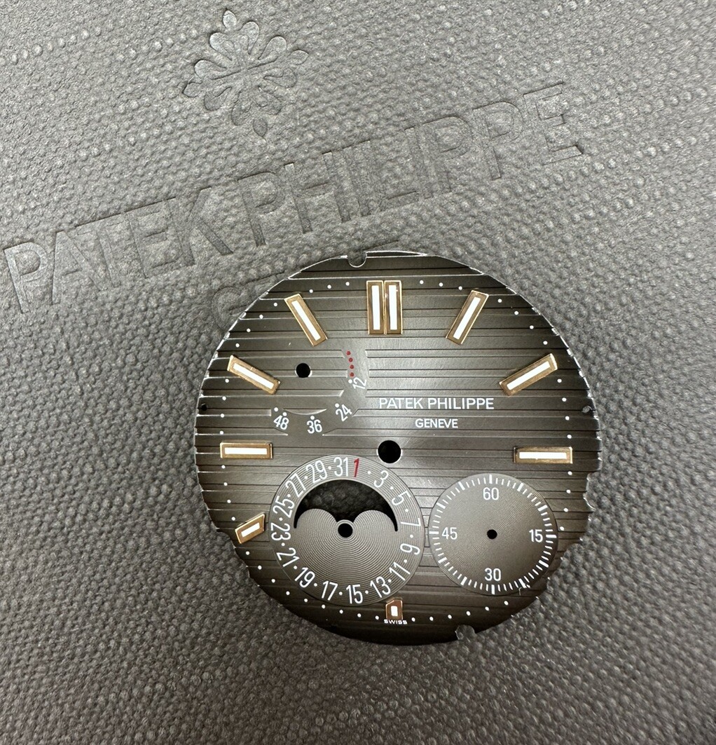 Patek Philippe Nautilus 5712GR