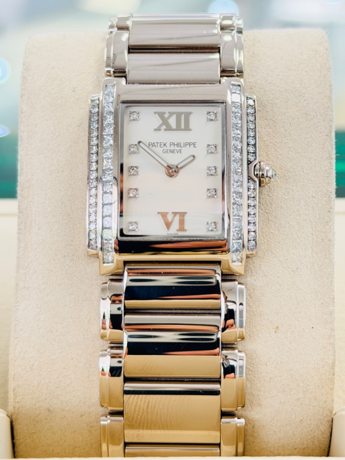 Patek Philippe Twenty-4 4910-20G