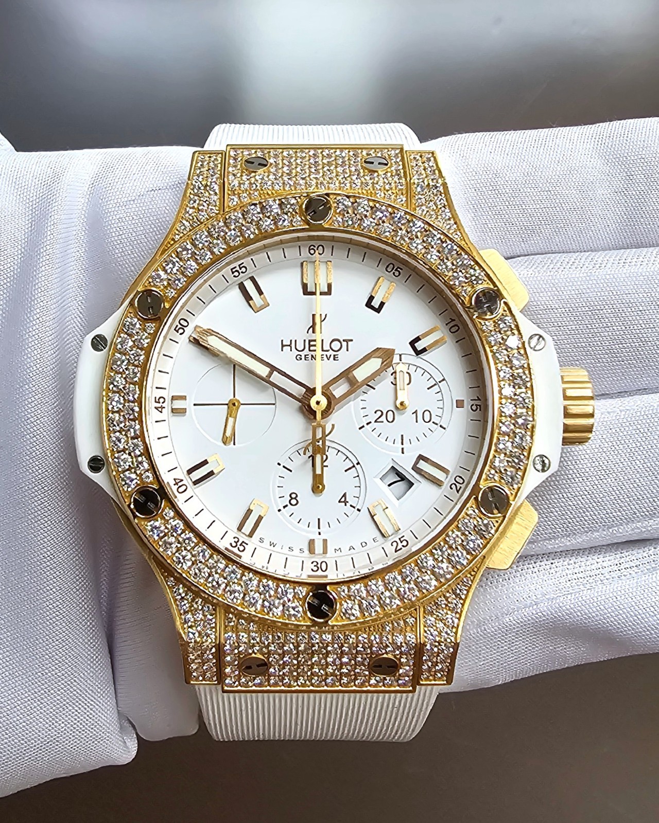 Hublot Big Bang 301.PE.230.RW.174