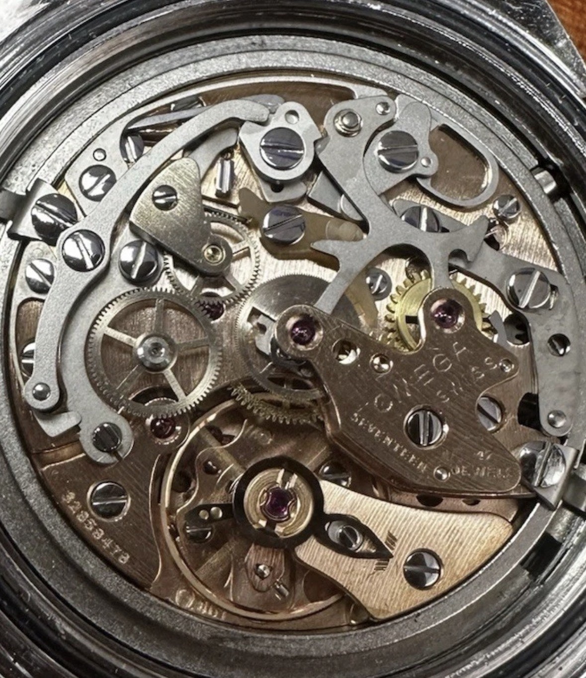 Omega Speedmaster 145022