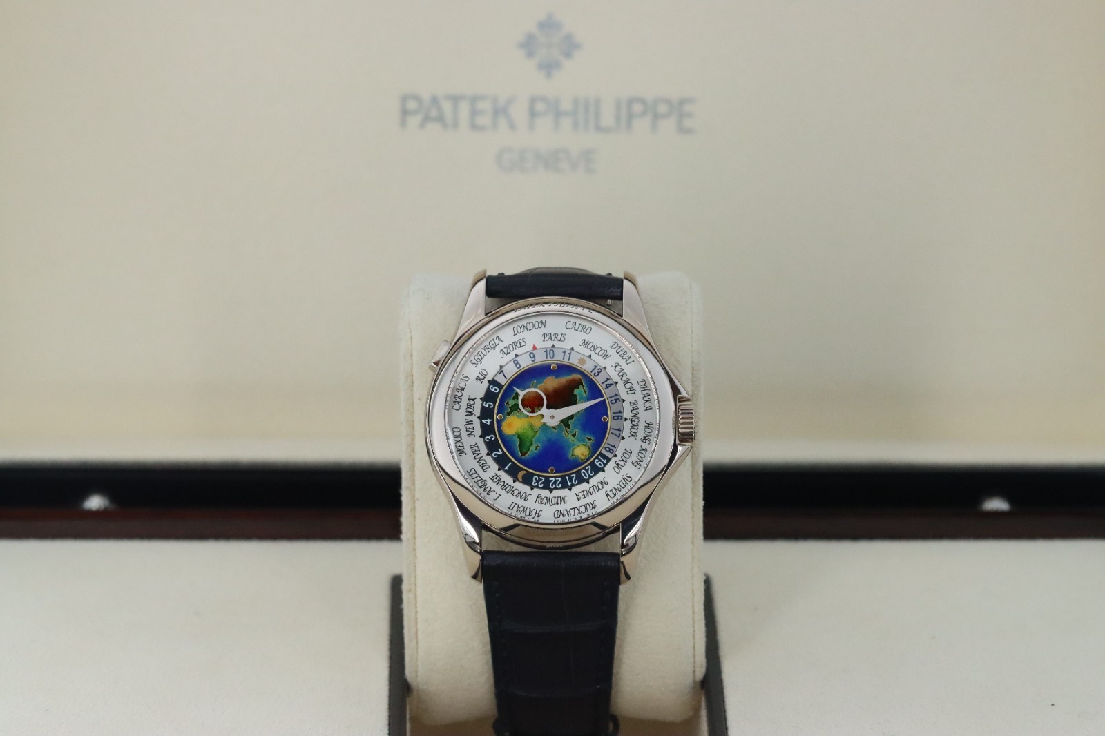Patek Philippe World Time 5131G