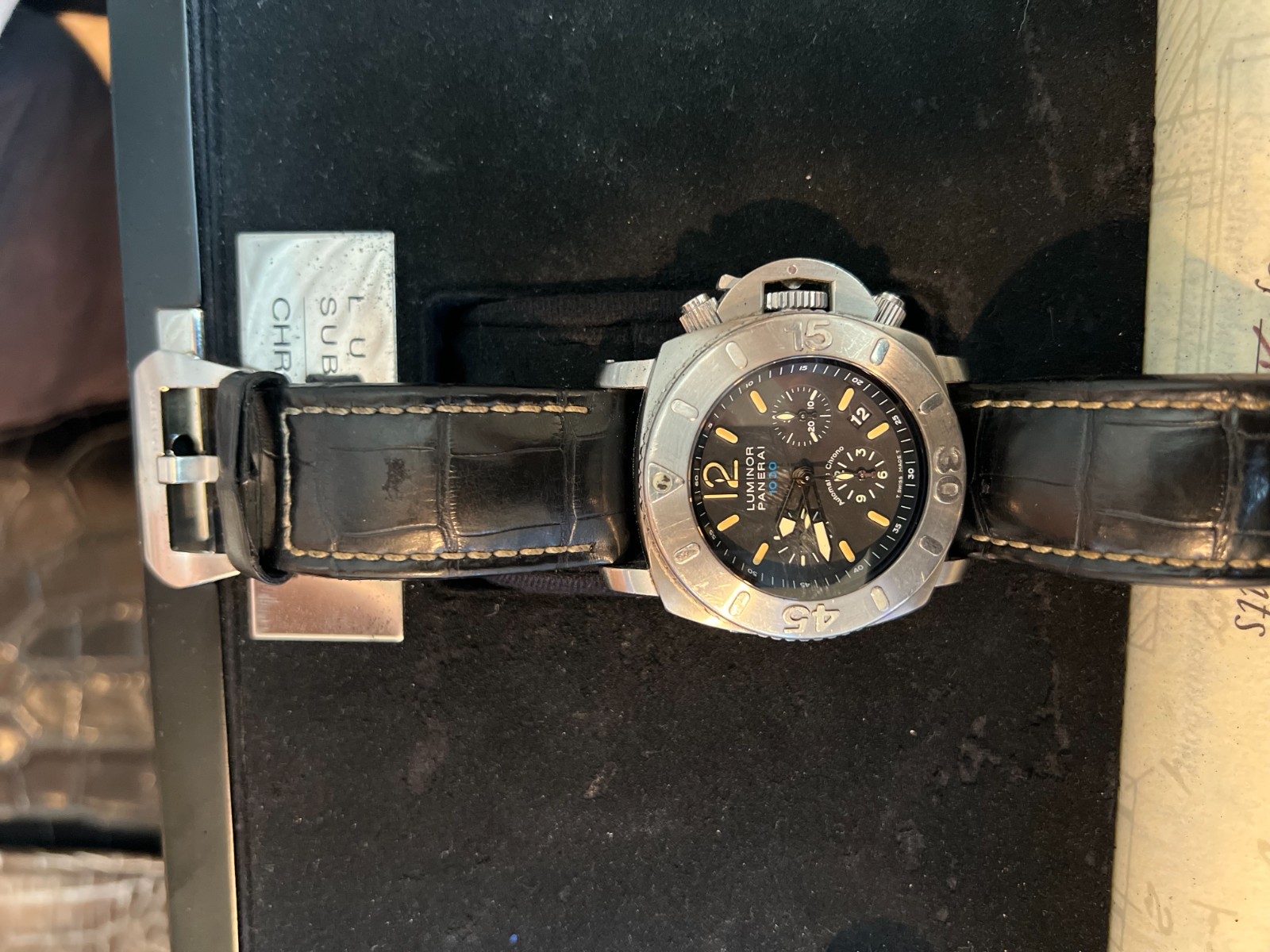 Panerai Submersible 1000M