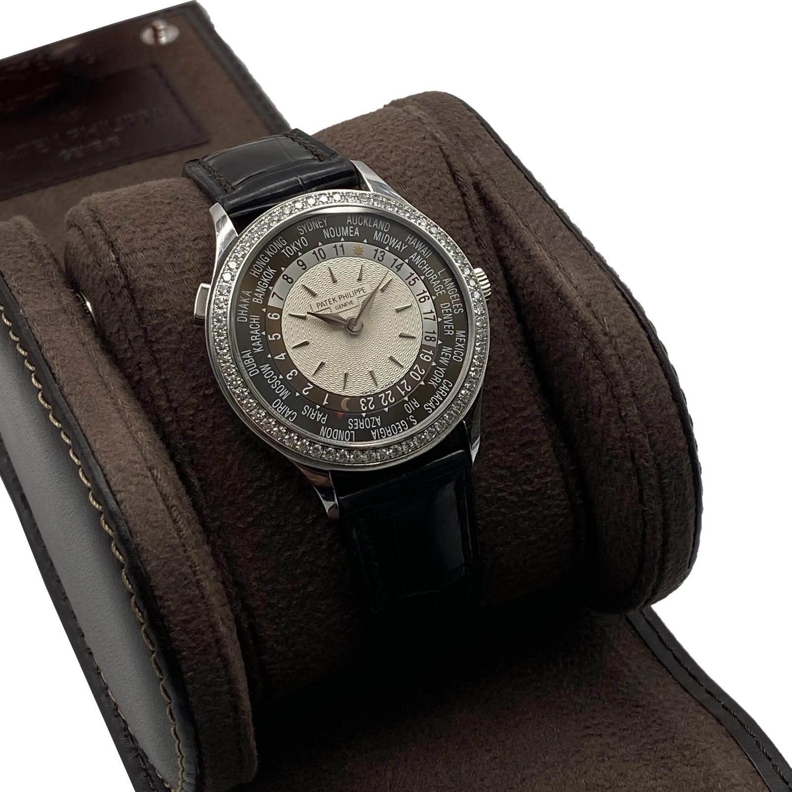 Patek Philippe World Time 7130G