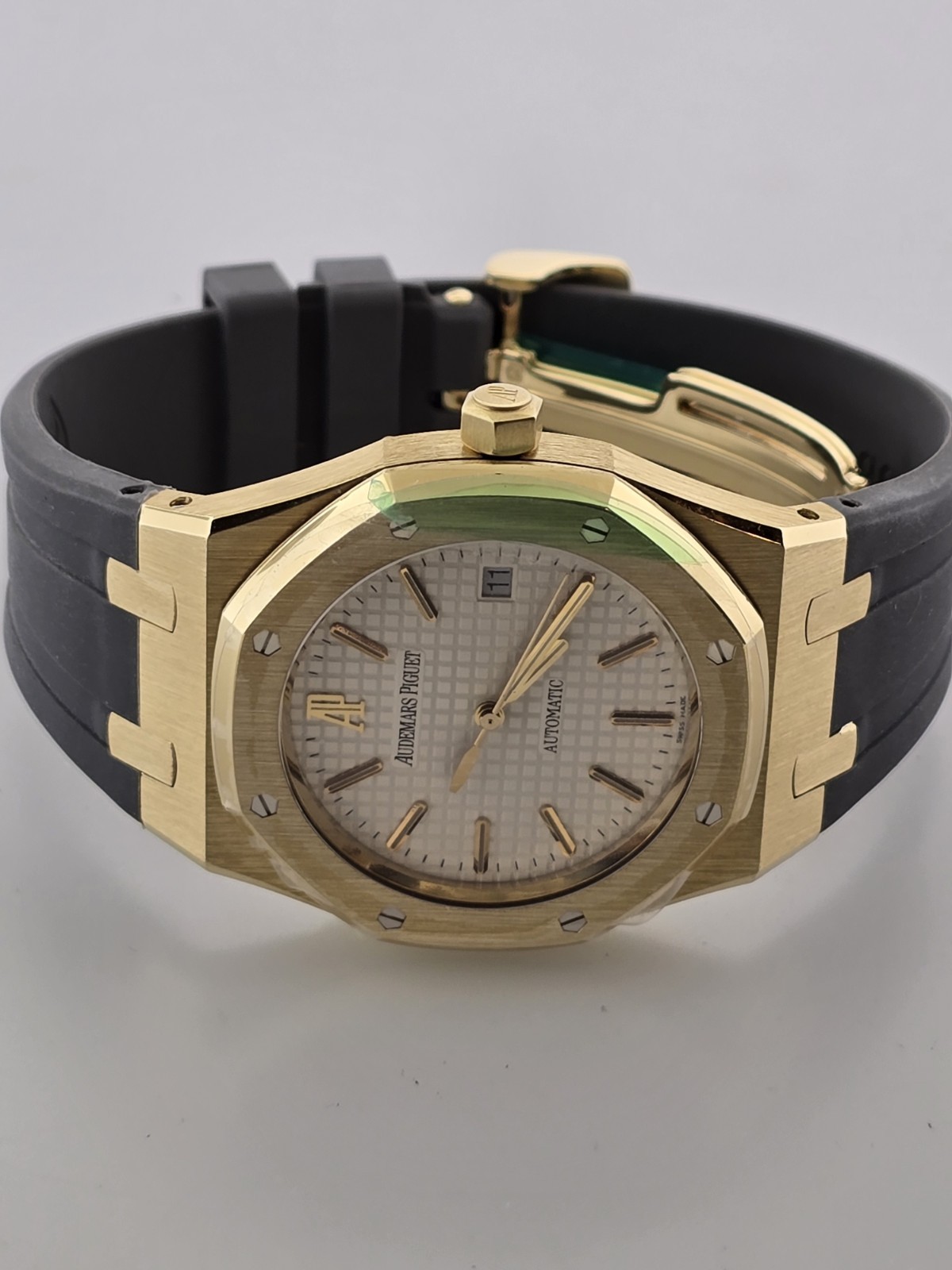 Audemars Piguet Royal Oak 15300BA.OO.D088CR.01