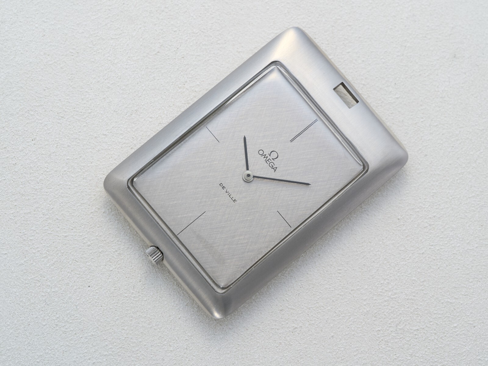 Omega De Ville 1738