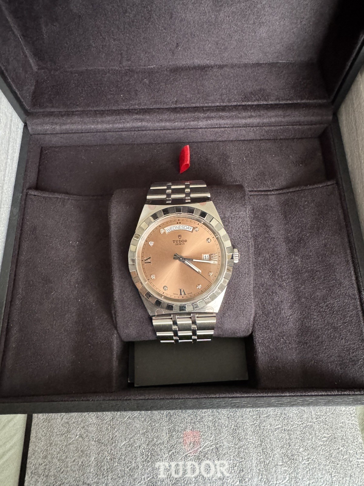 Tudor Royal 0011