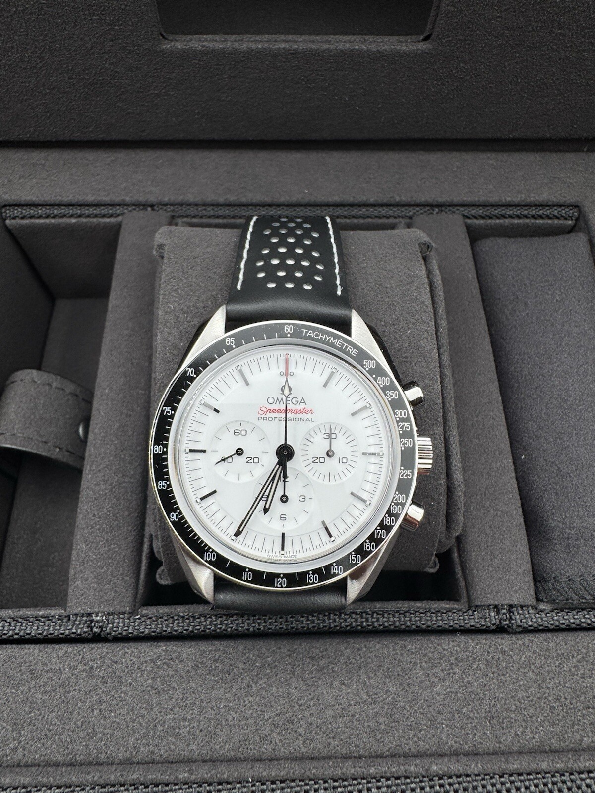 Omega Speedmaster 310.32.42.50.04.002
