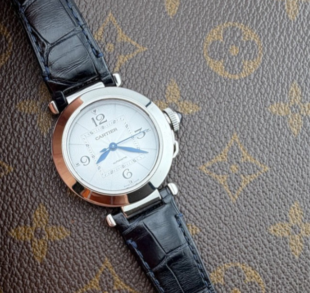 Cartier Pasha 1847