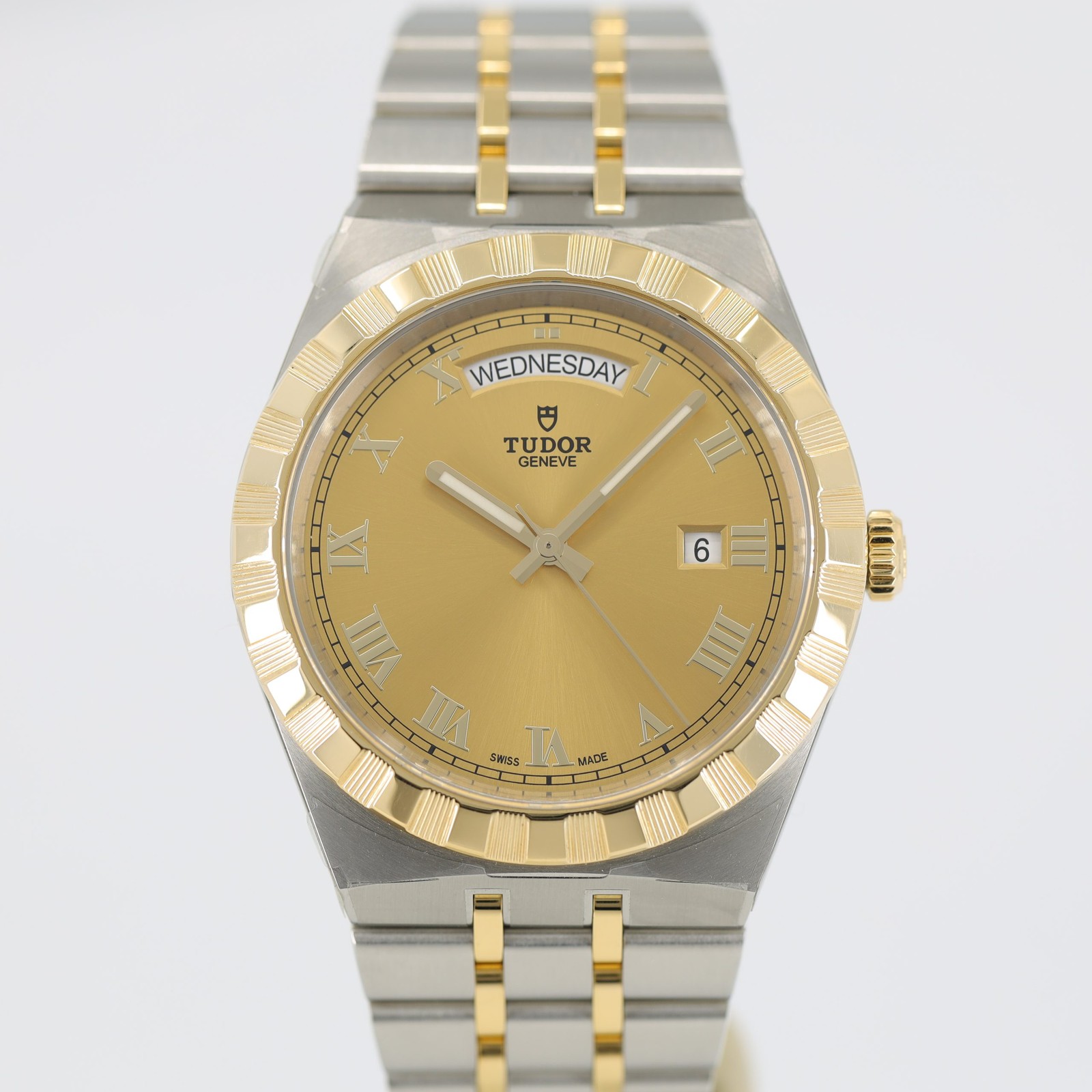 Tudor Royal M28603-0004