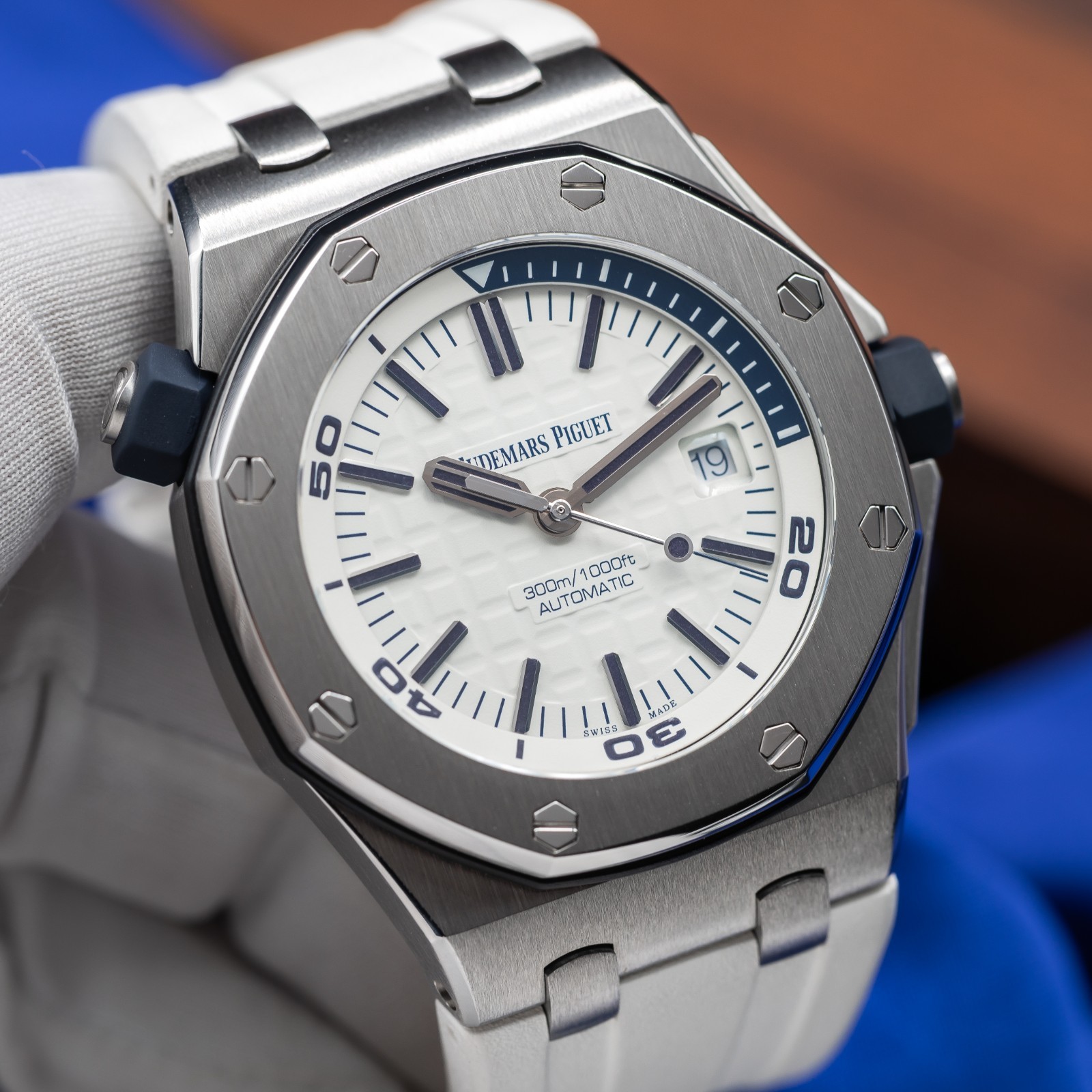Audemars Piguet Royal Oak Offshore 15710ST.OO.A010CA.01