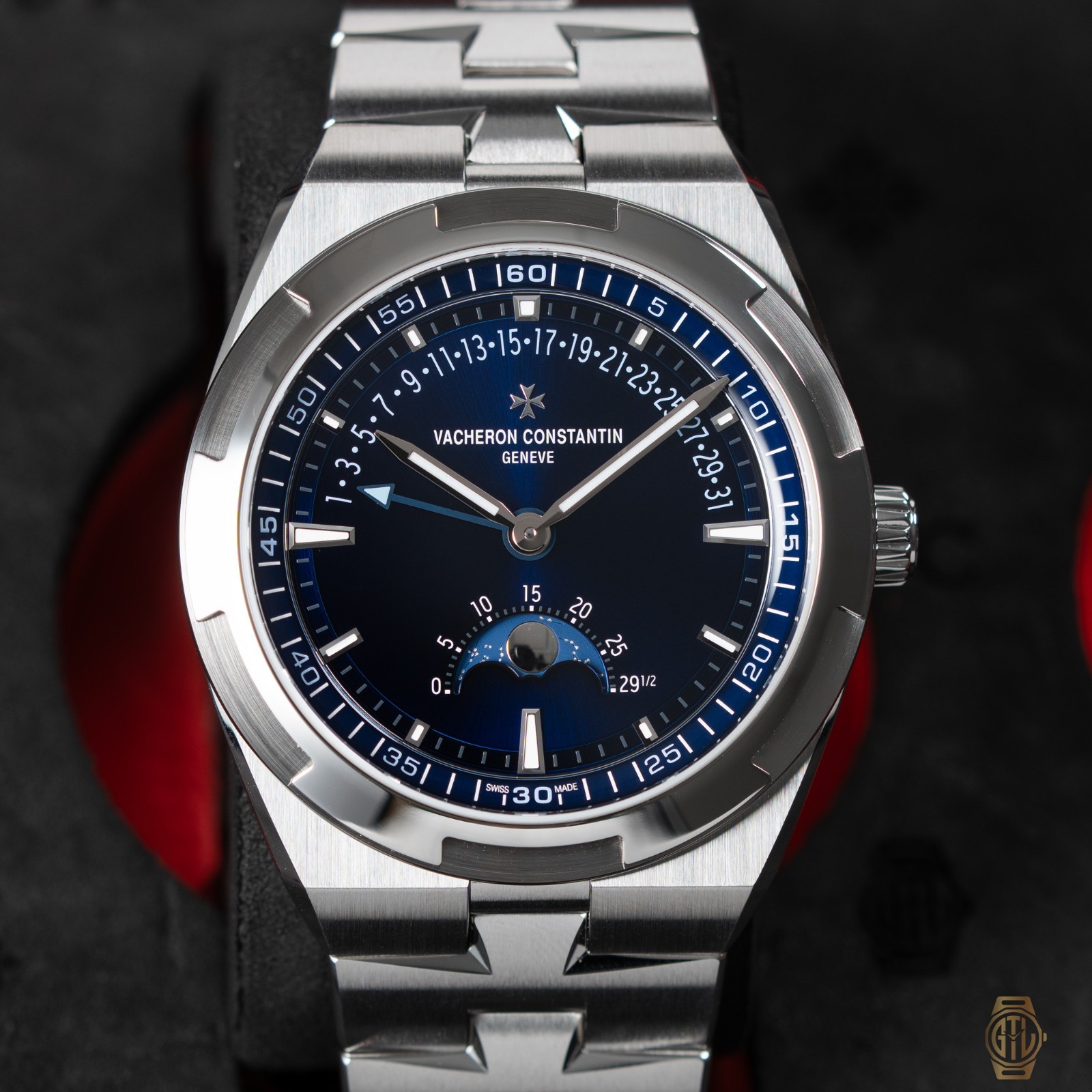 Vacheron Constantin Overseas 4000V