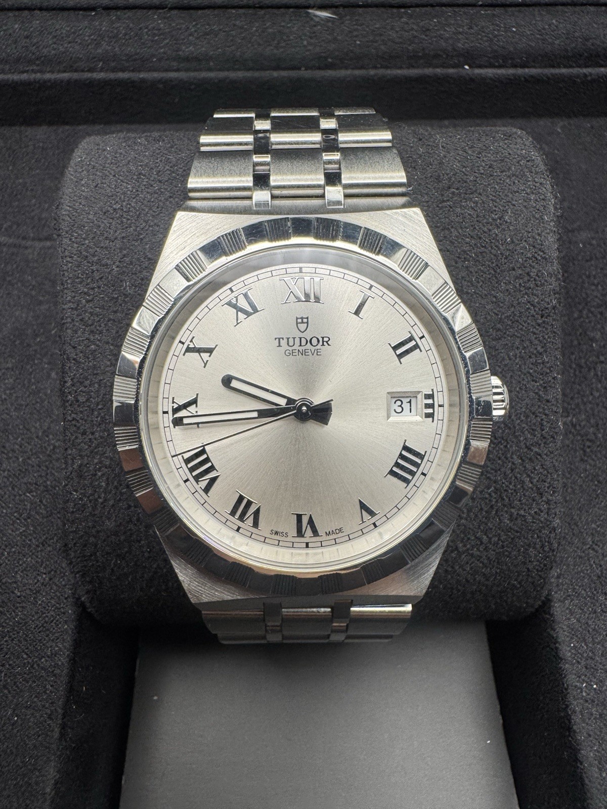 Tudor Royal M28500-0001