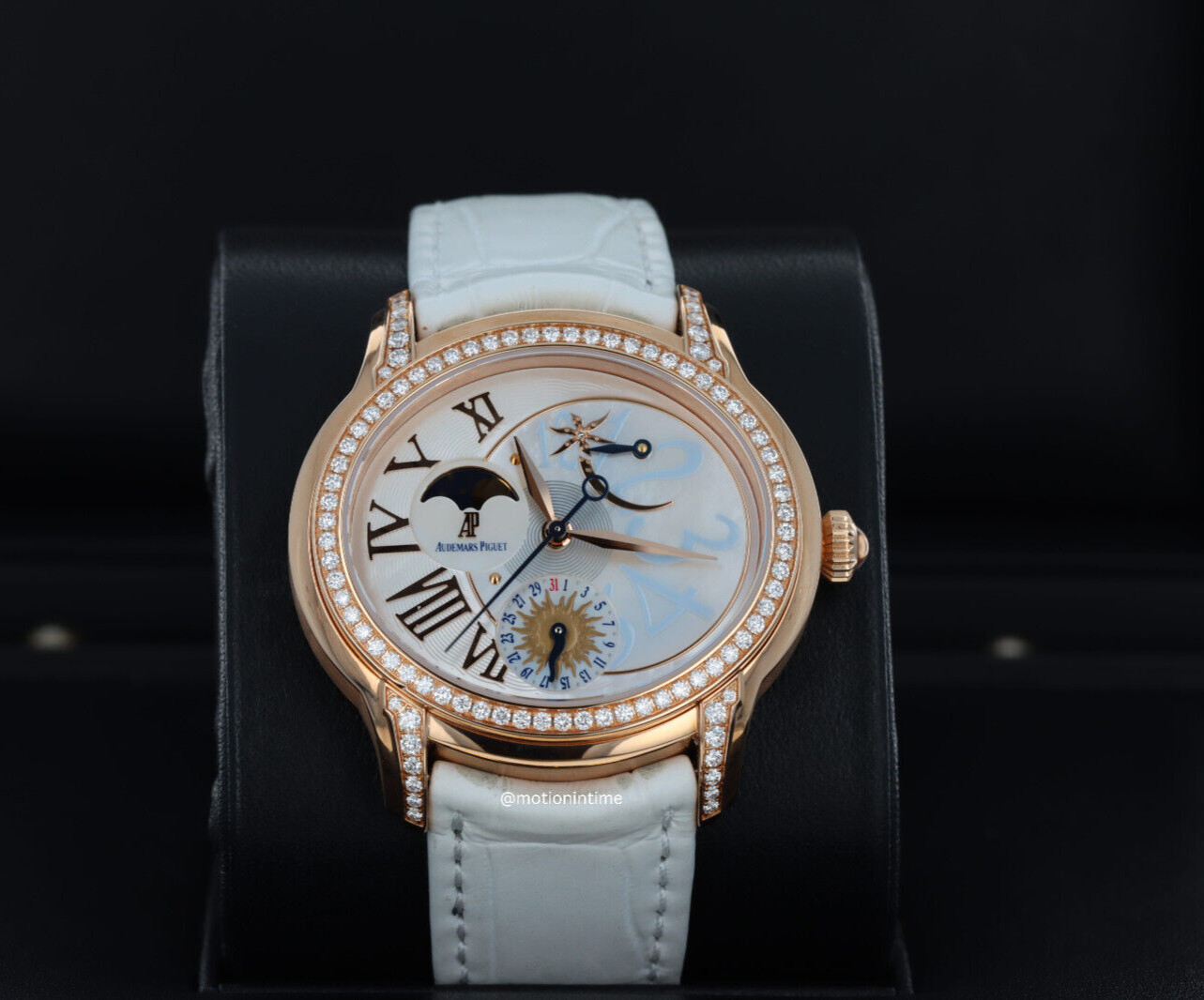 Audemars Piguet Millenary 77315OR.ZZ.D013SU.01