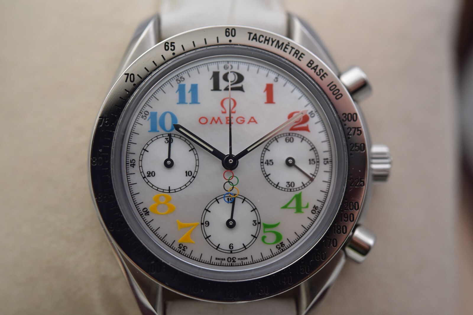 Omega Speedmaster Reduced 3836.70.36