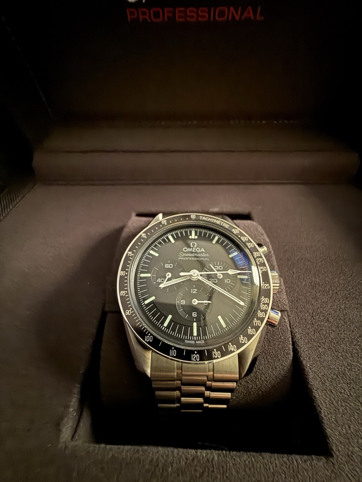 Omega Speedmaster Moonwatch 310.30.42.50.04.001