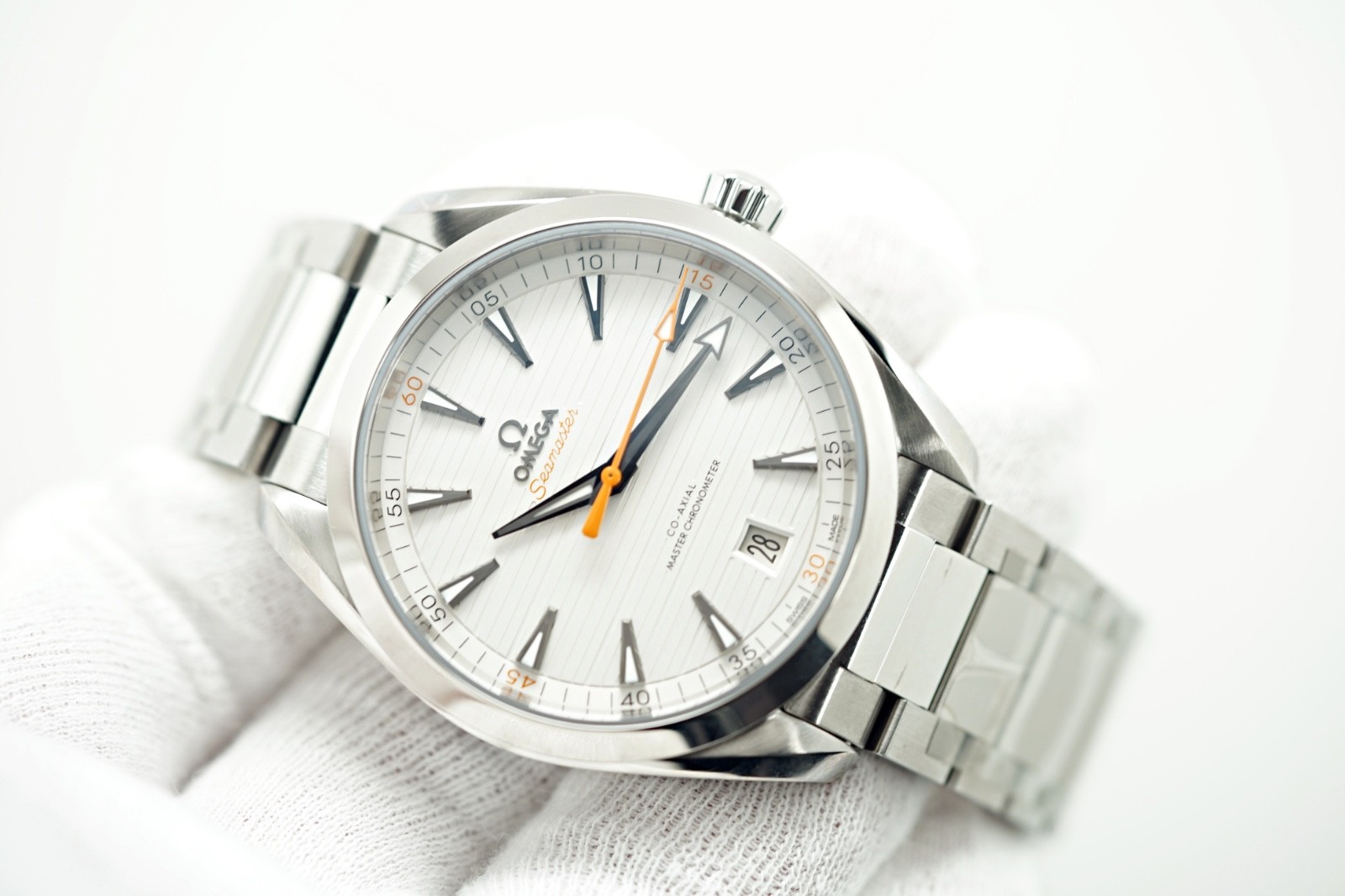 Omega Aqua Terra 220.10.41.21.02.001