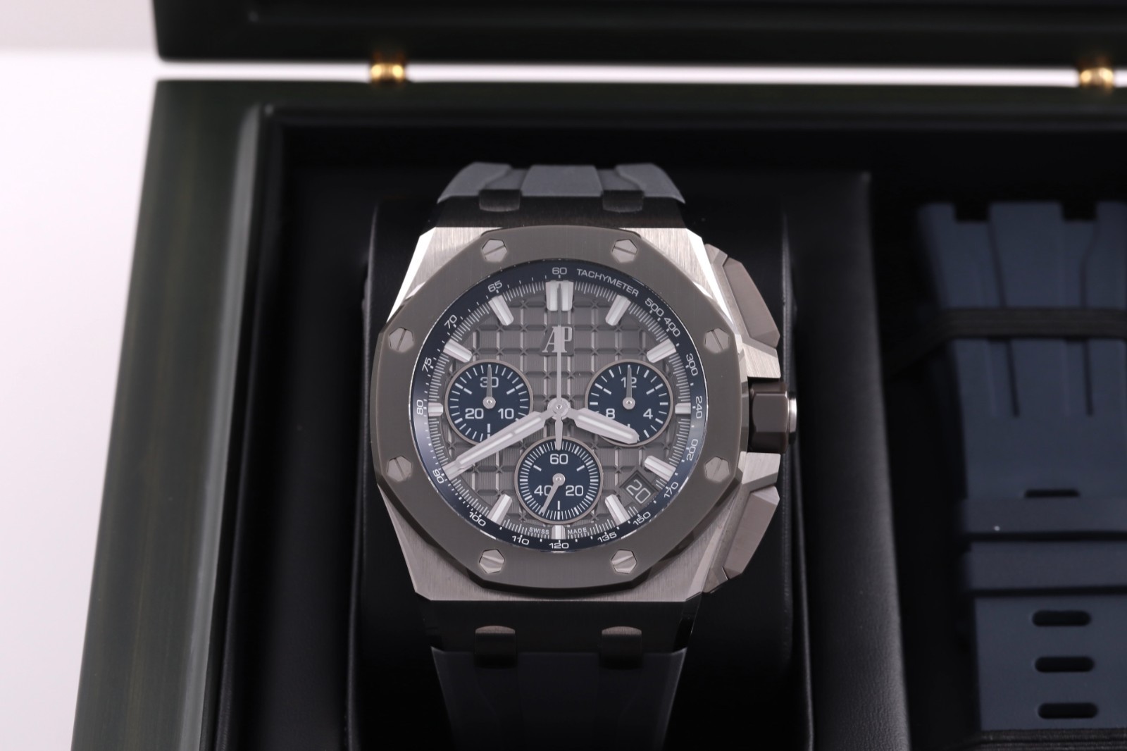 Audemars Piguet Royal Oak Chronograph 26420IO