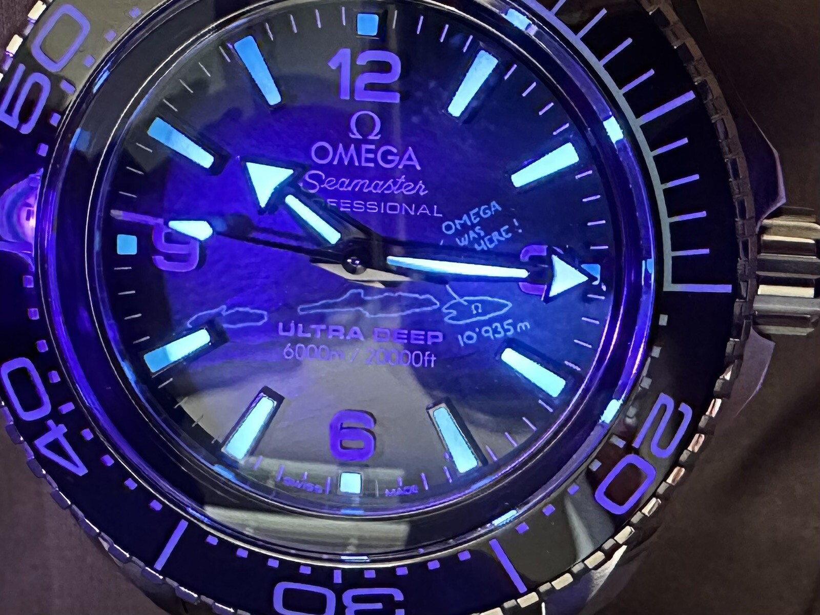 Omega Planet Ocean 215.30.46.21.03.002