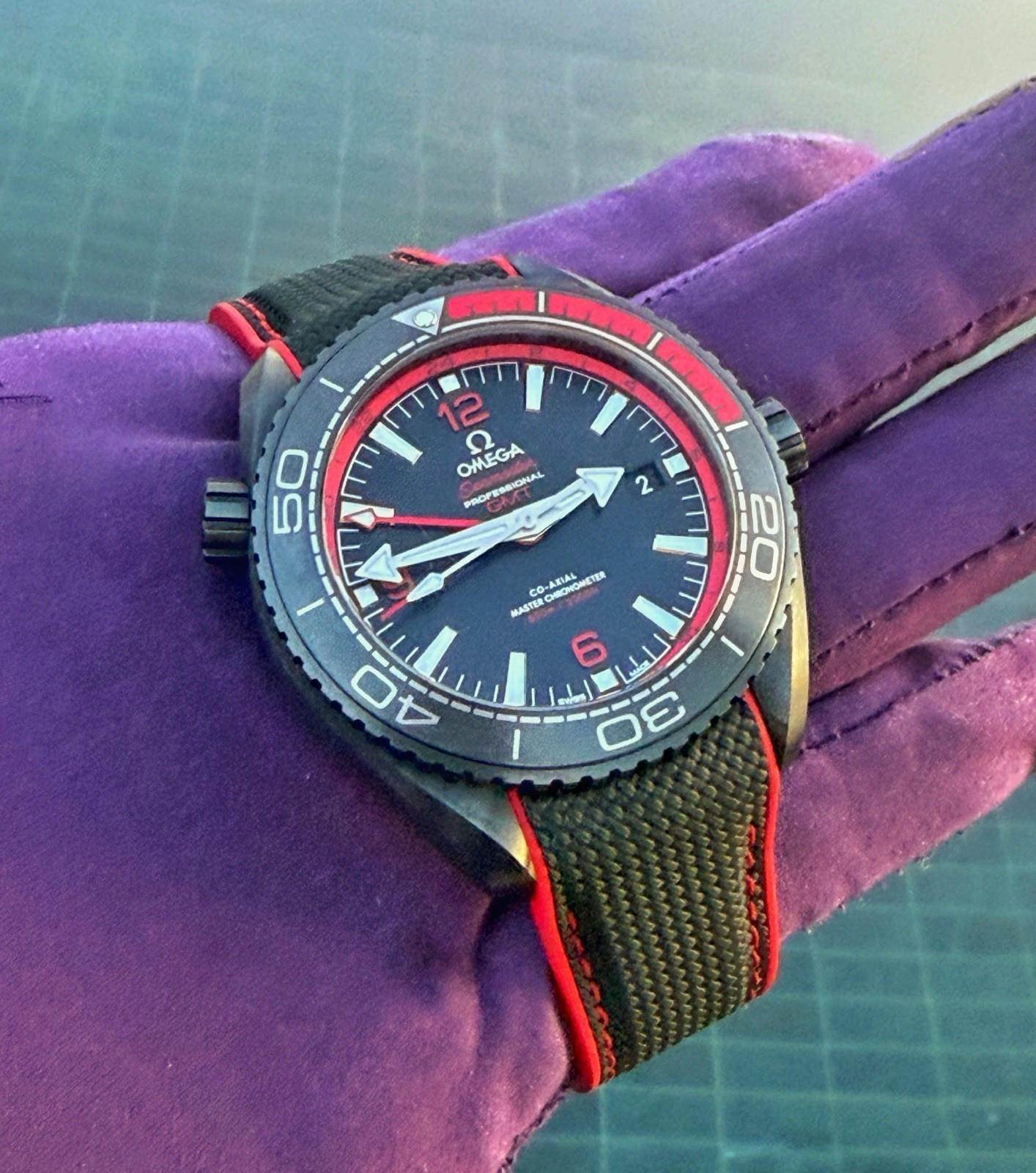 Omega Planet Ocean 215.92.46.22.01.003