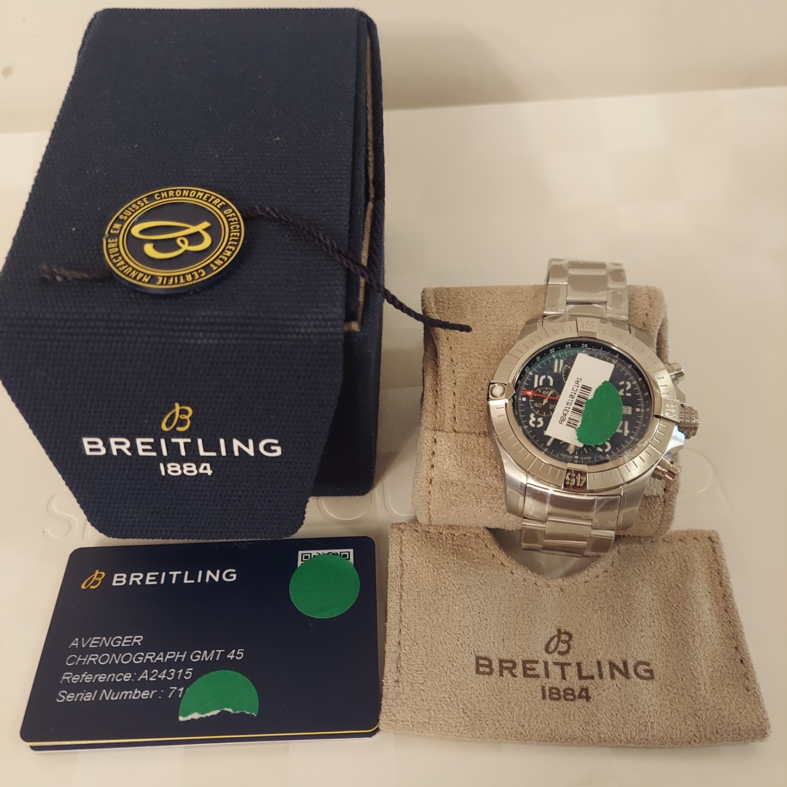 Breitling Avenger 7400