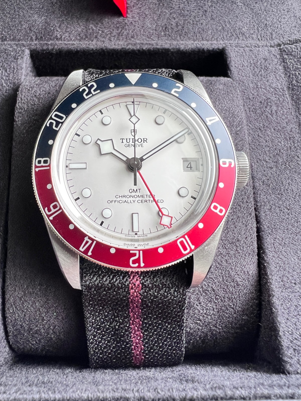 Tudor Black Bay GMT 0012