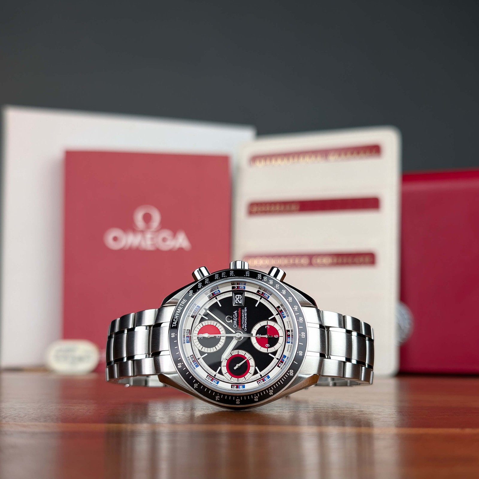 Omega Speedmaster 3210.52.00