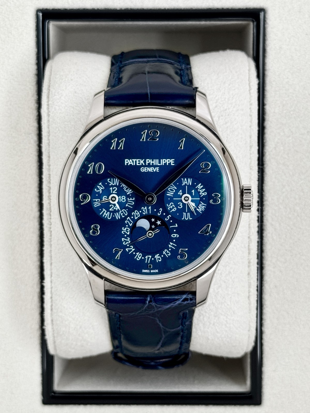 Patek Philippe Perpetual Calendar 5327G