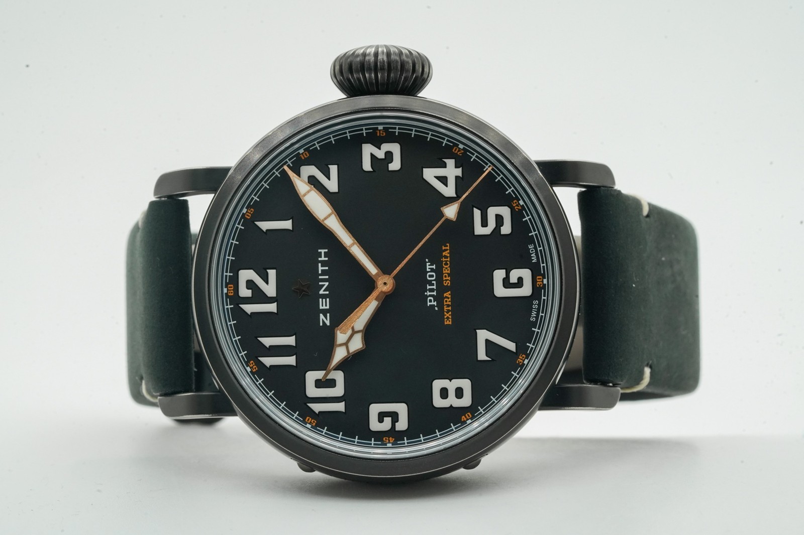 Zenith Pilot 10983U
