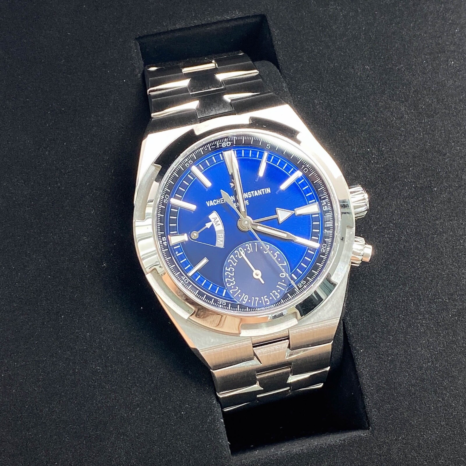 Vacheron Constantin Overseas 7900V